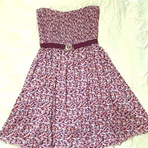 Strapless dress with belt